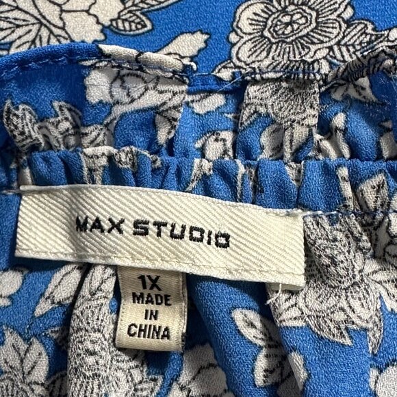 Max Studio Dark Blue Floral Flutter Sleeve Womens 1XL Blouse Fairy Summer - Picture 3 of 8